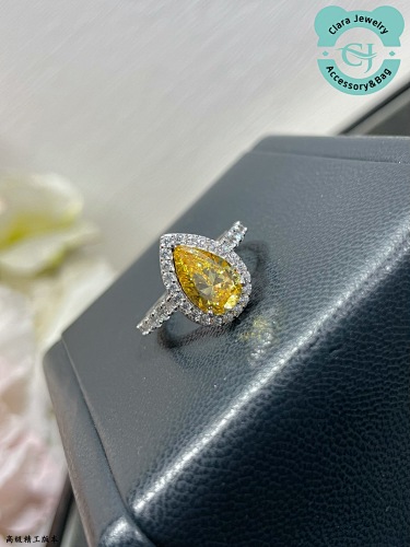 Gf Drop-Shaped Yellow Diamond Ring