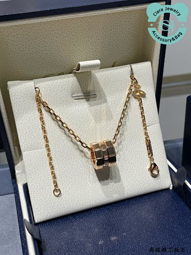 Chd Large Square Diamond-Free Necklace