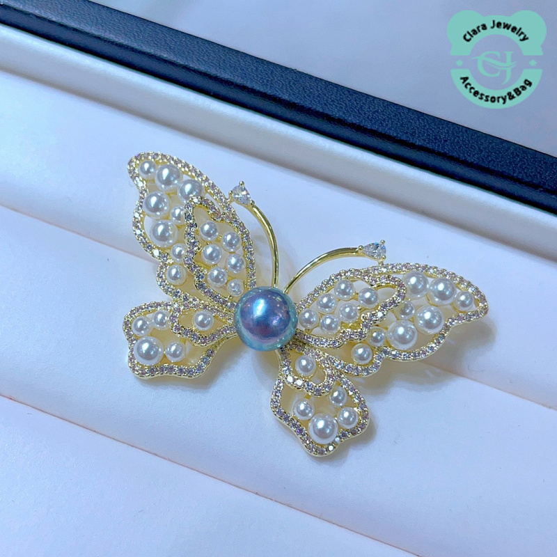 FG Brooch
