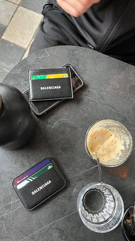 B Real 1 Leather Card Holder