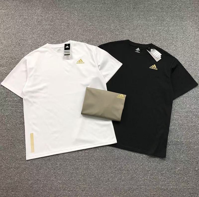 Adidas T-Shirt