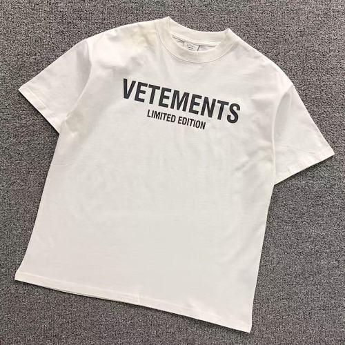 Vetements T-Shirt Im 60kg I Wear Size S In The Phot