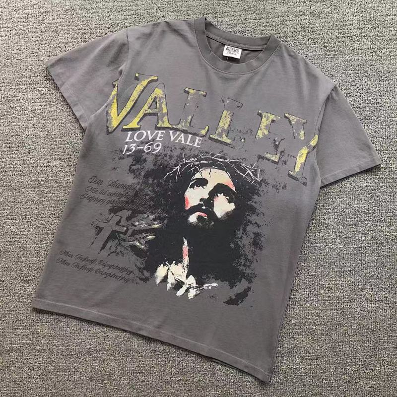 V LL Y T-Shirt