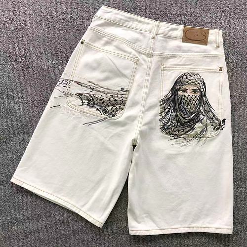 Der Chut E Shorts