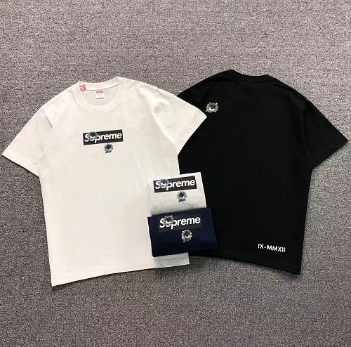 Supreme T-Shirt