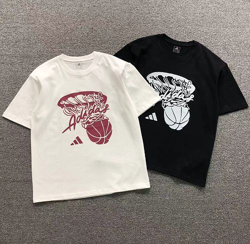 Adidas T-Shirt
