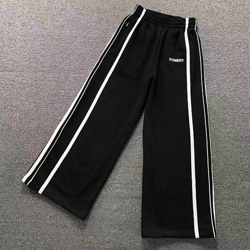 Vetements Trousers