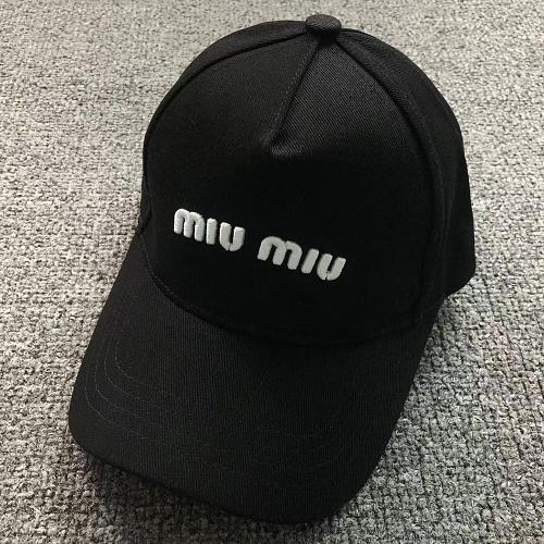 Miu Miu hat