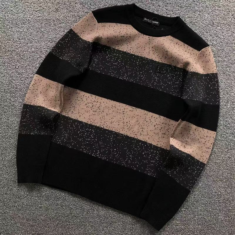 D LC GA A Sweater