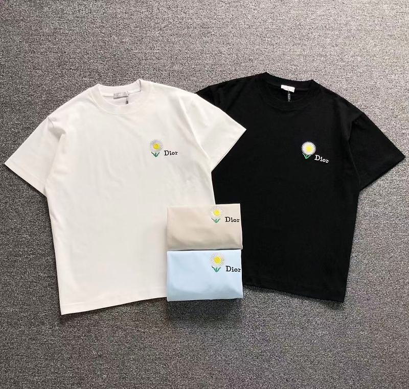 Dior T-Shirt