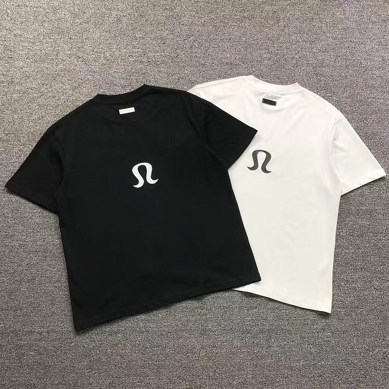 Lululemon T-Shirt