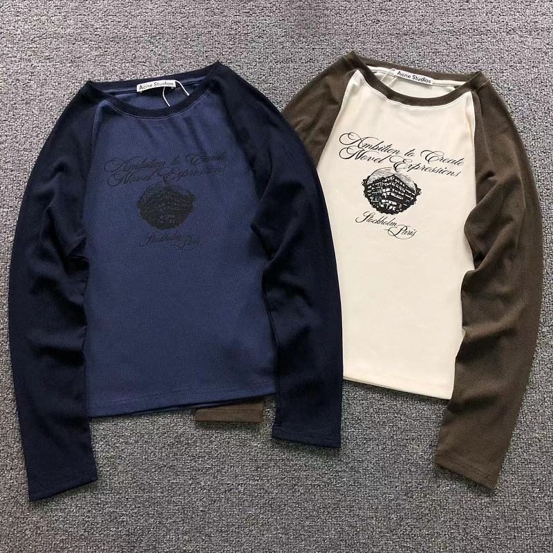 Acne Studios Long Sleeved Femaie Styie