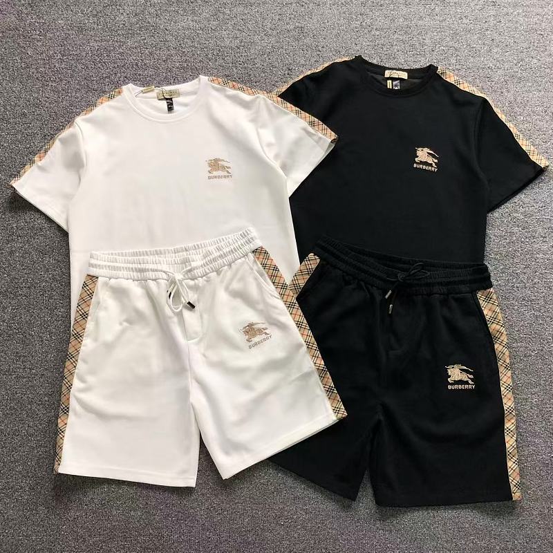 Burberry T-Shirt Shorts