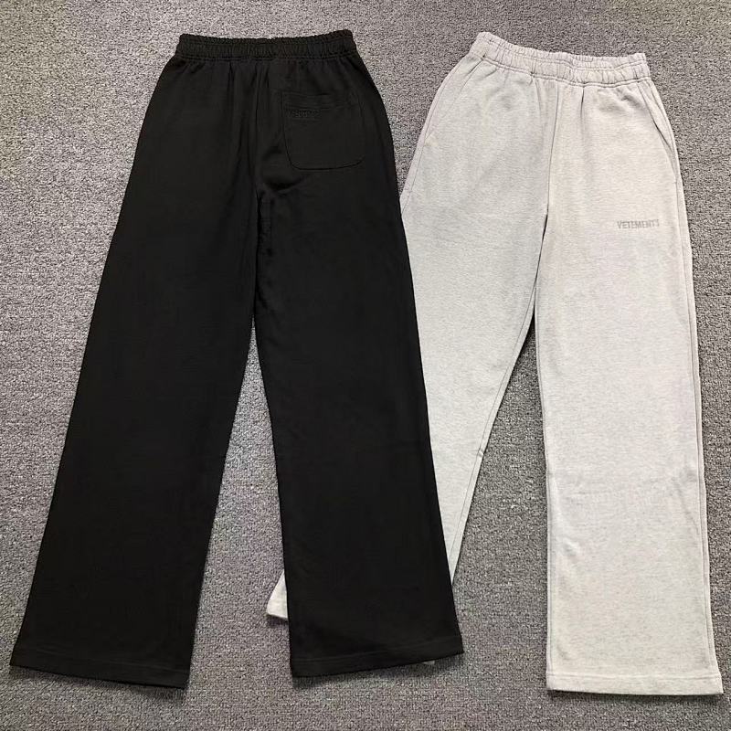 Vetements Trousers