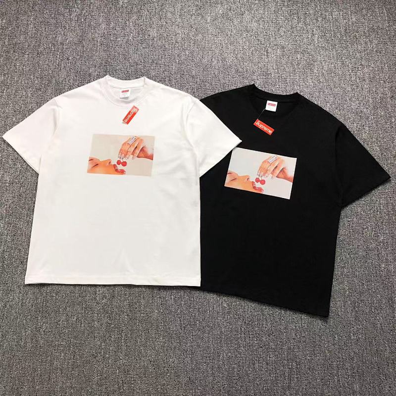 Supreme T-Shirt