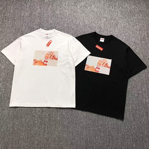 Supreme T-Shirt