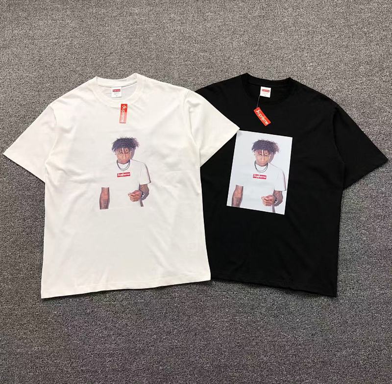 Supreme T-Shirt