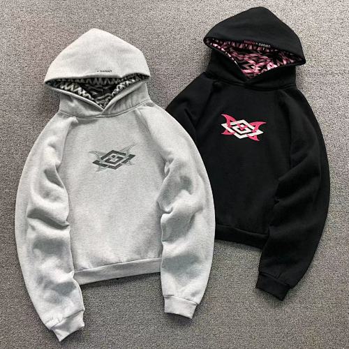 UM RO M RT A Hoodie