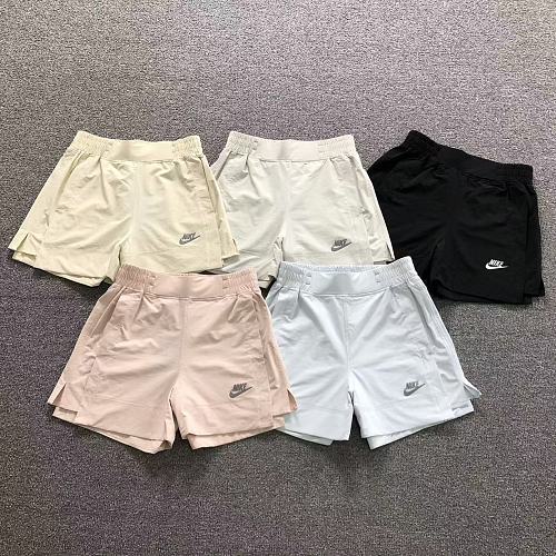 Nike Shorts Femaie Styie