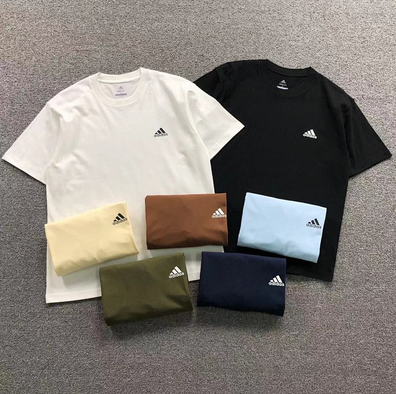 Adidas T-Shirt