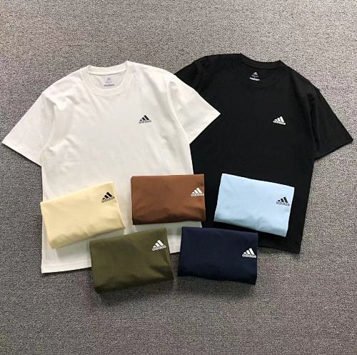 Adidas T-Shirt