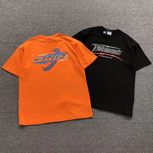 Vetements T-Shirt Im 60kg I Wear Size M In The Phot