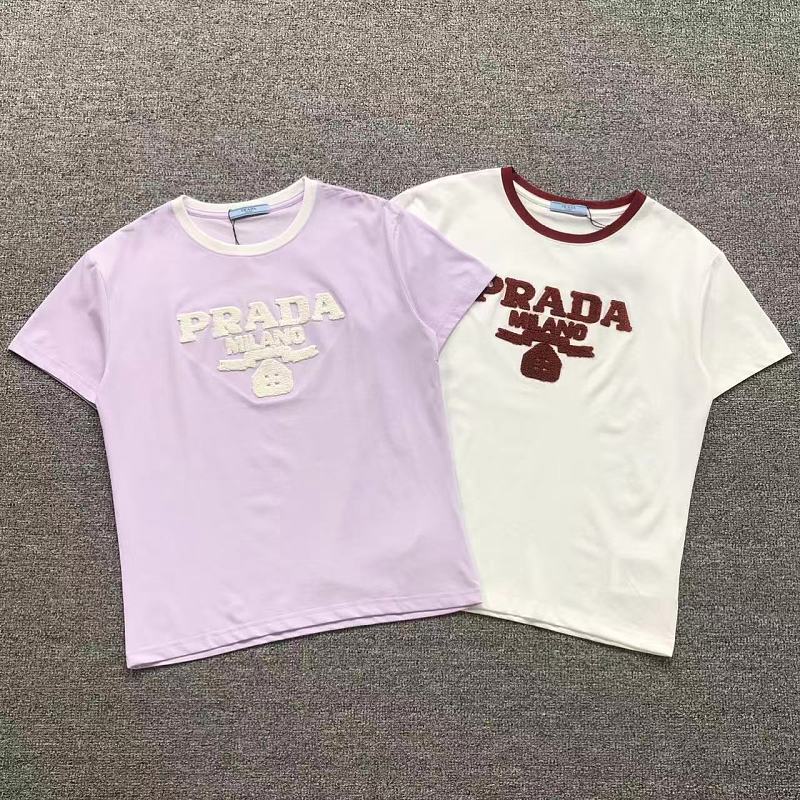 Prada T-Shirt Femaie Styie