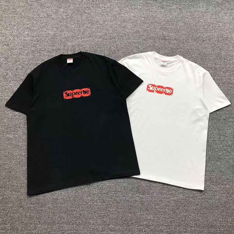 Supreme T-Shirt