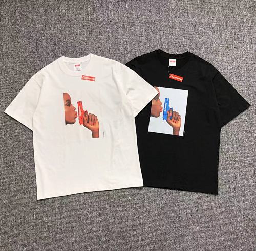 Supreme T-Shirt