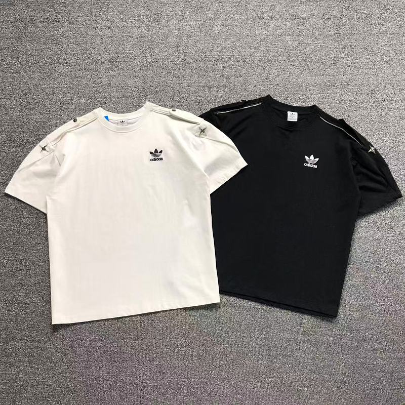 Adidas T-Shirt