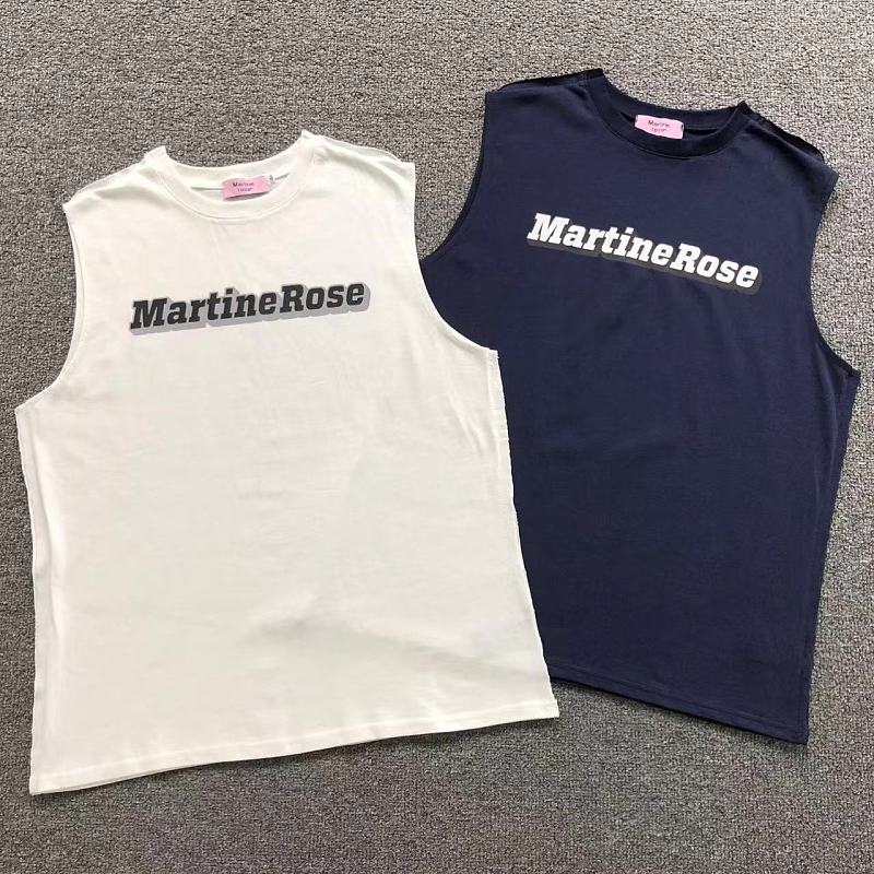 M RT NE O E Vest