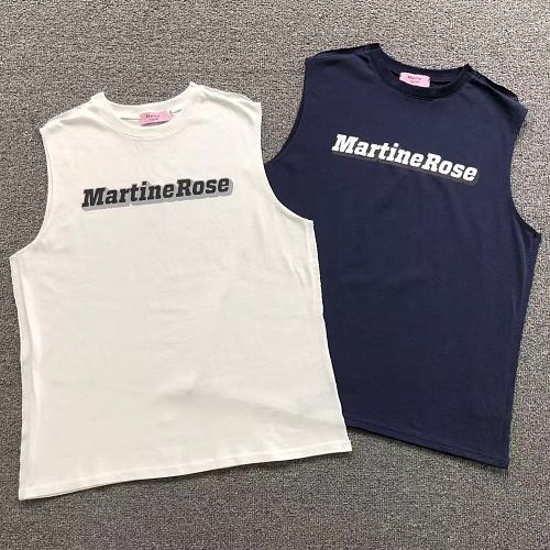 M RT NE O E Vest