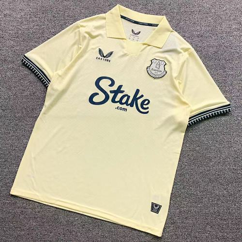 Football T-Shirt Im 60kg I Wear Size L In The Phot