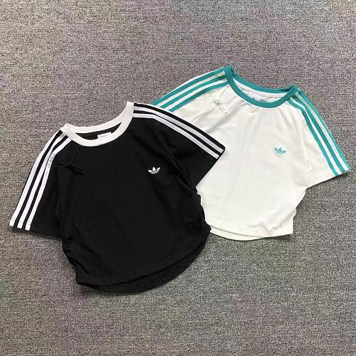 Adidas T-Shirt Femaie Styie