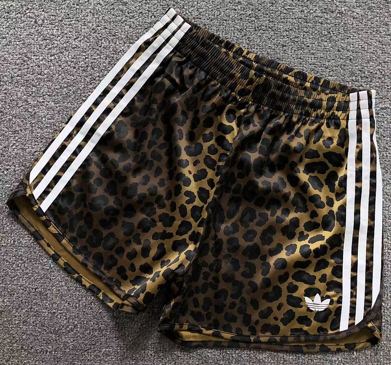 Adidas Shorts Femaie Styie