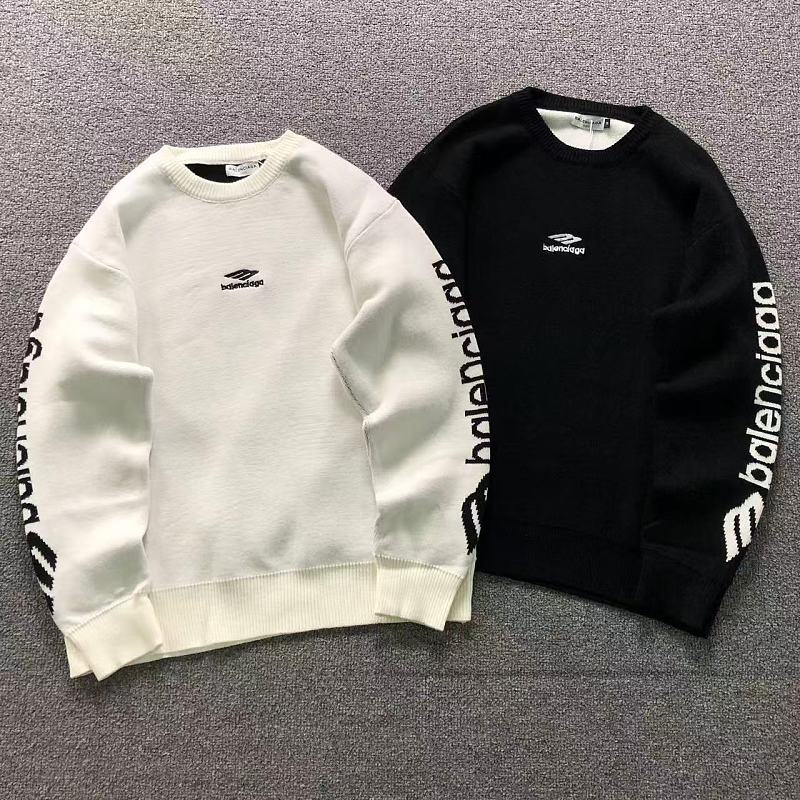 B L IA A Sweater