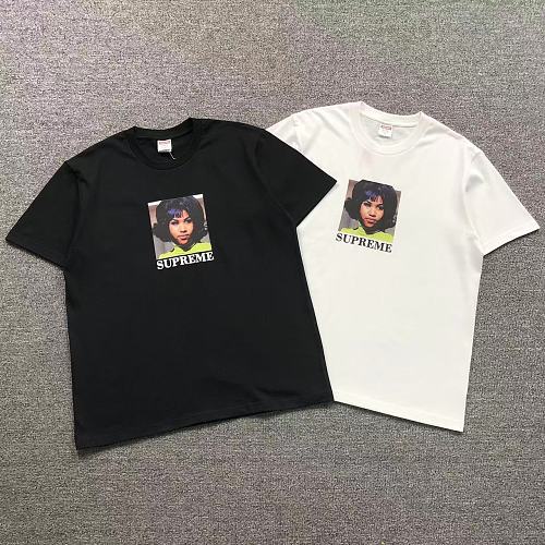 Supreme T-Shirt