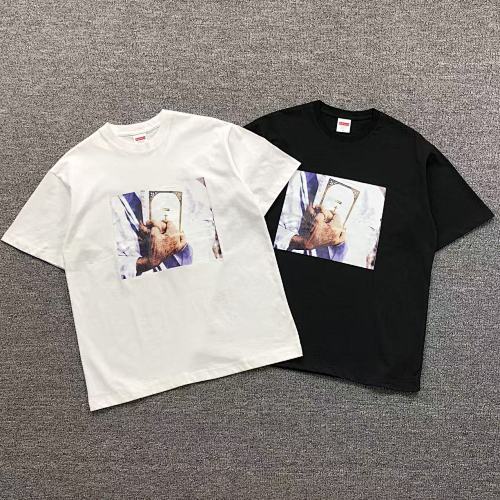 Supreme T-Shirt