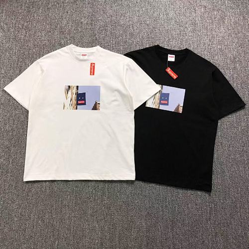 Supreme T-Shirt