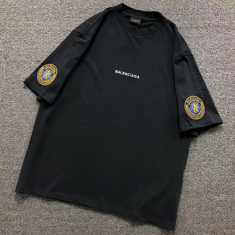 B L IA A T-Shirt