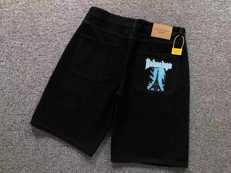 B L IA A Shorts