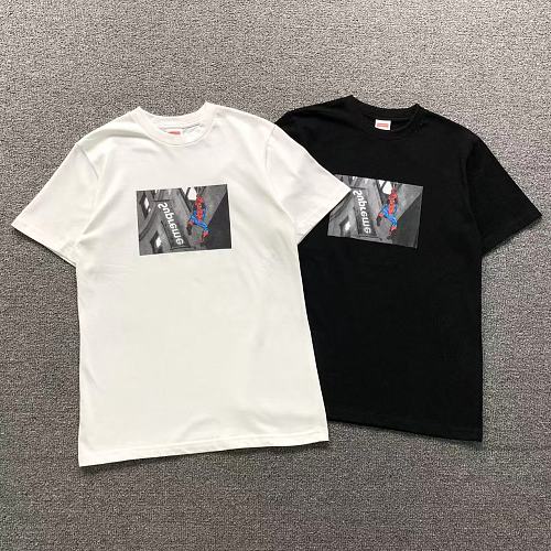 Supreme T-Shirt
