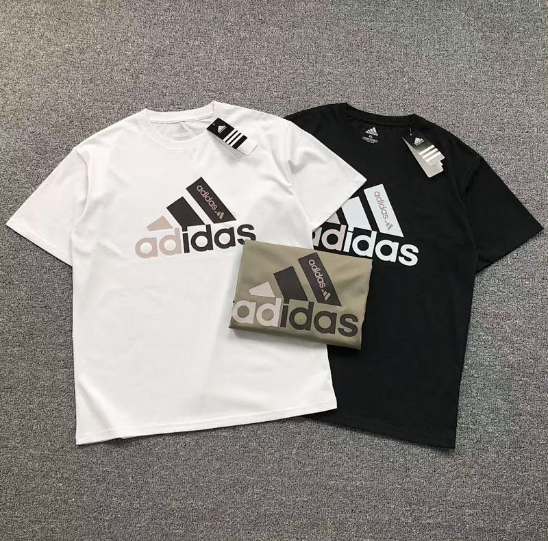 Adidas T-Shirt
