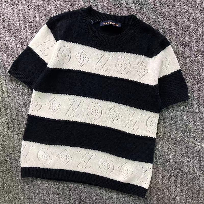 L T-Shirt Femaie Styie