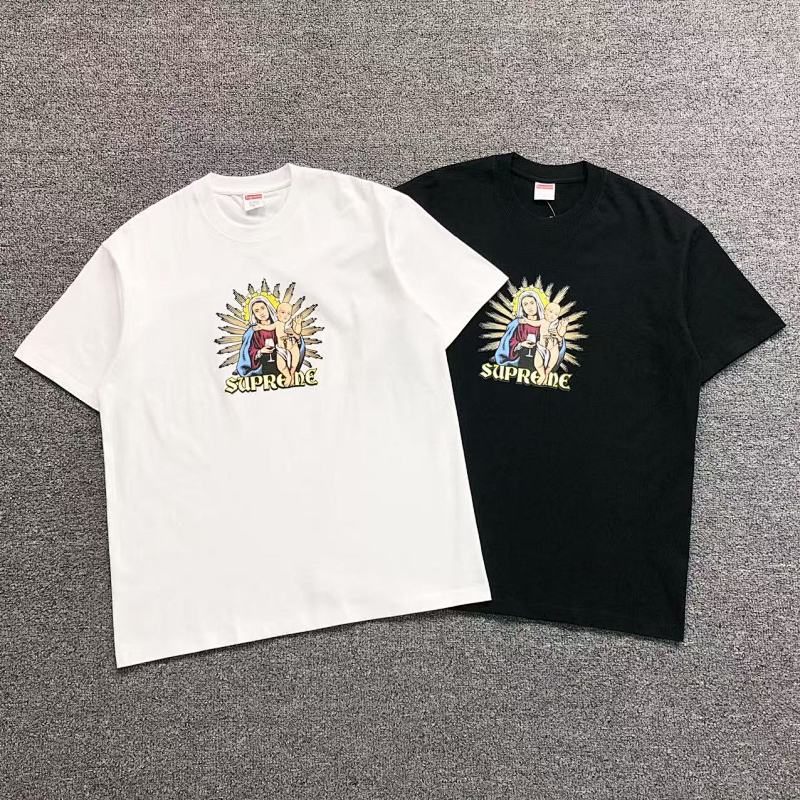 Supreme T-Shirt