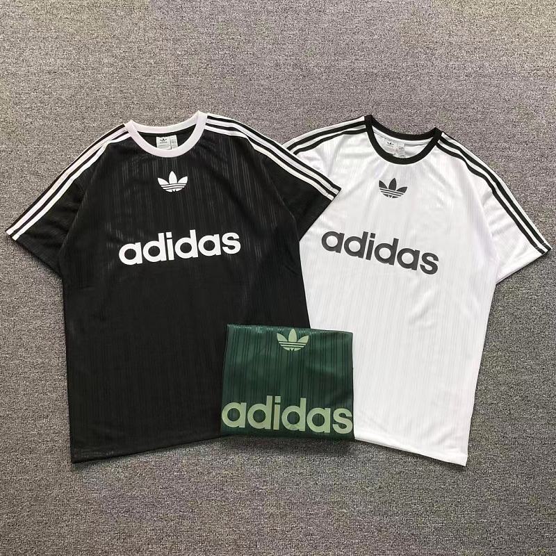 Adidas T-Shirt