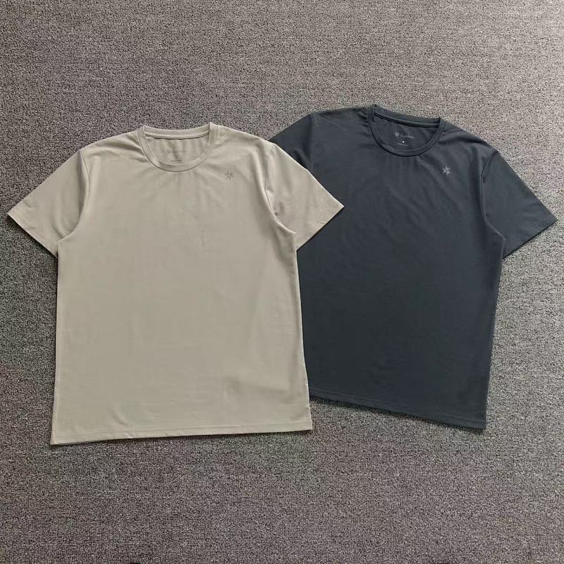 GO W N T-Shirt