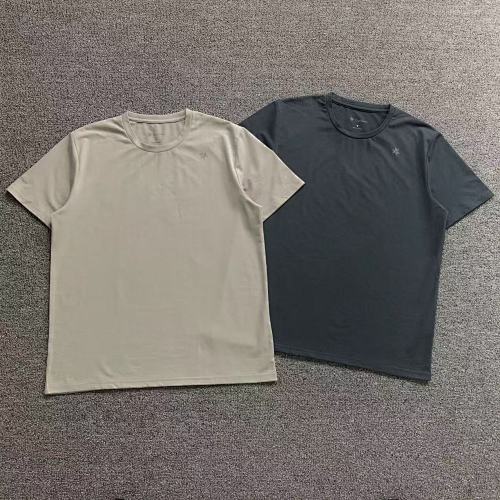GO W N T-Shirt