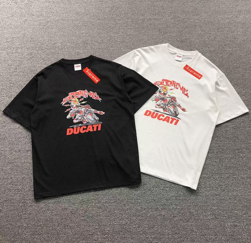 Supreme T-Shirt