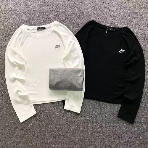 Nike Long Sleeved Femaie Styie